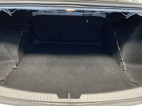 Used 2019 Chevrolet Malibu LT image 33