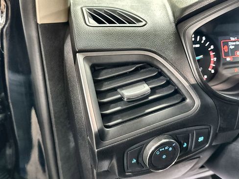 Used 2019 Ford Edge SE w/ SE Fleet Driver's Package FWD image 15