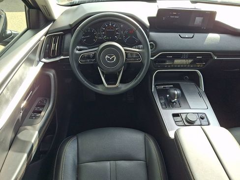 Used 2024 MAZDA CX-90 3.3 Turbo w/ Preferred Package AWD/4WD image 12