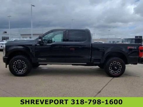 Used 2025 Ford F250 Platinum w/ FX4 Off-Road Package AWD/4WD image 5