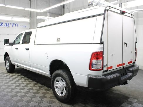 Used 2023 RAM 3500 Tradesman w/ Convenience Group AWD/4WD image 7