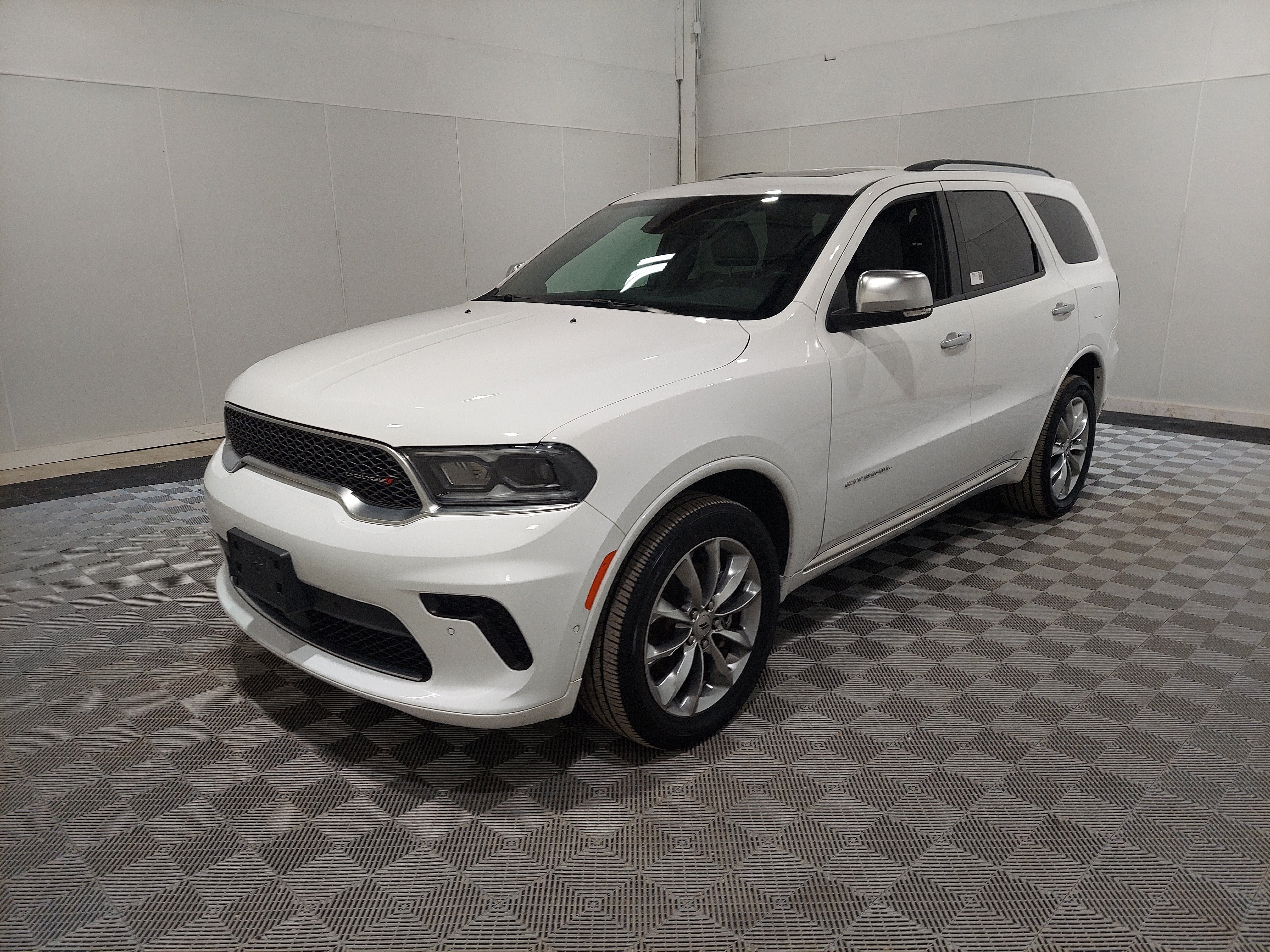 Used 2024 Dodge Durango Citadel AWD/4WD image 1