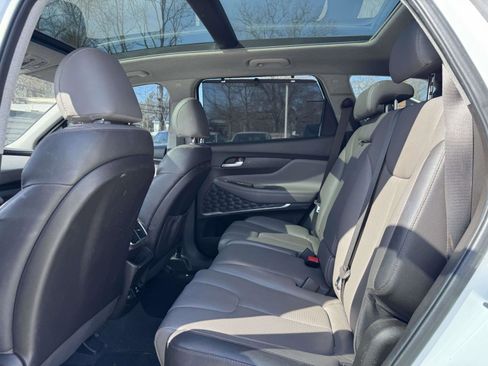 Used 2019 Hyundai Santa Fe AWD image 9