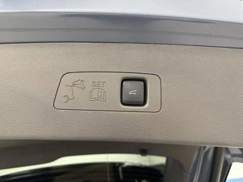 Used 2024 Lincoln Corsair Grand Touring w/ Equipment Group 301A AWD/4WD image 16