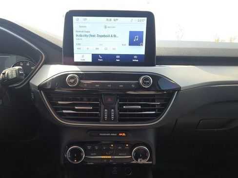 Used 2022 Ford Escape SE AWD/4WD image 30