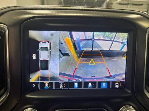 Used 2023 GMC Sierra 2500 AT4 w/ AT4 Preferred Package AWD/4WD image 54