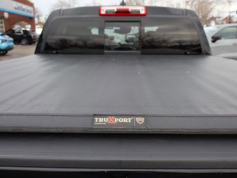 Used 2019 GMC Canyon SLE w/ Driver Alert Package image 32