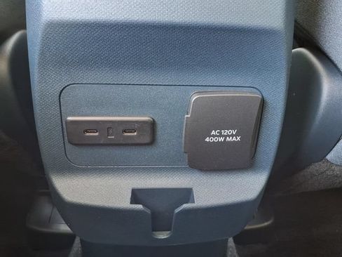 New 2026 Ford Maverick XLT w/ XLT Luxury Package FWD image 7