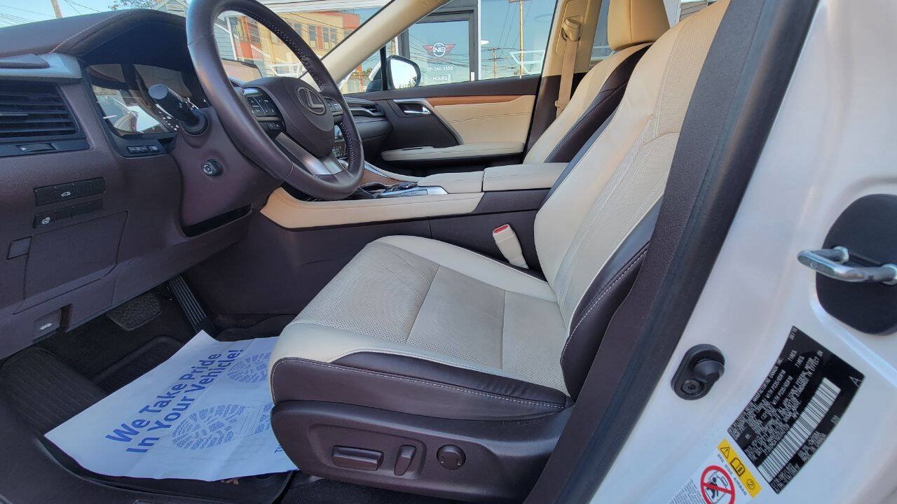 Used 2016 Lexus RX 350 AWD w/ Premium Package image 13