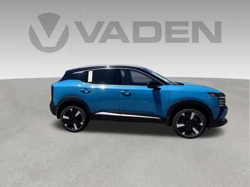 New 2026 Nissan Kicks SR FWD image 27