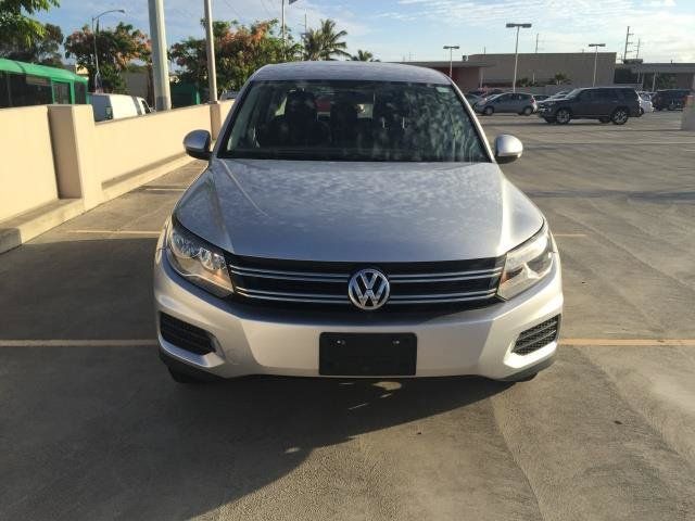 Used 2013 Volkswagen Tiguan S FWD image 4