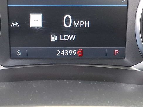 Used 2023 GMC Terrain SLT w/ Infotainment Package II AWD/4WD image 21