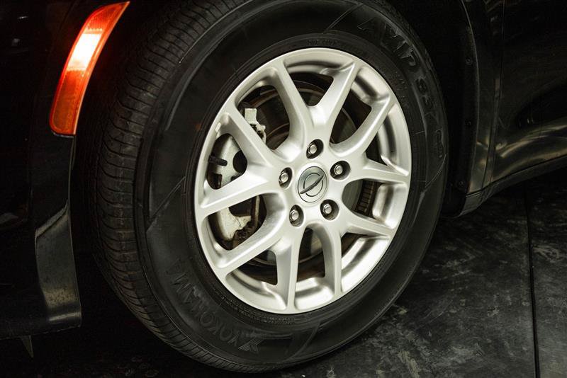 Used 2024 Chrysler Pacifica Touring-L FWD image 3