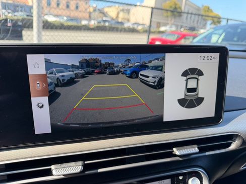 Used 2024 Genesis GV60 RWD image 27