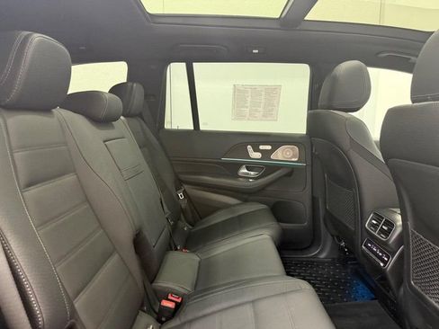 Certified 2023 Mercedes-Benz GLS 450 4MATIC image 8