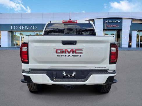 New 2026 GMC Canyon Elevation w/ Convenience Package image 4