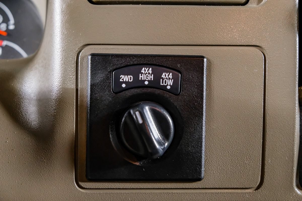 Used 2002 Ford F250 Lariat AWD/4WD image 25