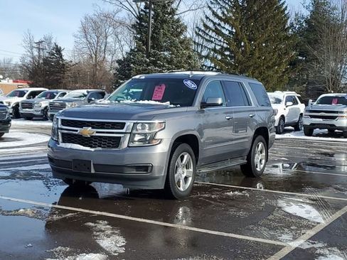 Used 2019 Chevrolet Tahoe LS w/ All-Season Package image 2