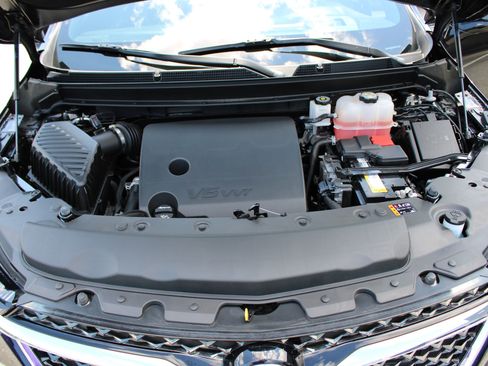 Used 2022 Buick Enclave Avenir w/ Avenir Technology Package image 11