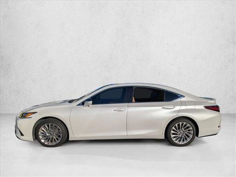 Used 2021 Lexus ES 350 w/ Luxury Package image 11