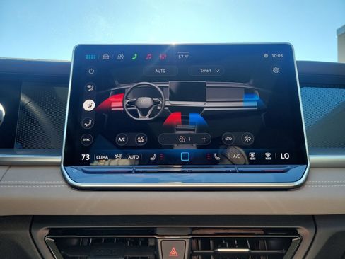 New 2026 Volkswagen Tiguan SE image 18