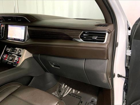 Used 2021 GMC Yukon Denali image 16