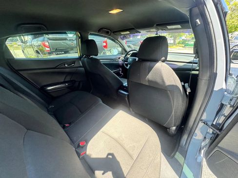 Used 2018 Honda Civic Sport Hatchback image 17