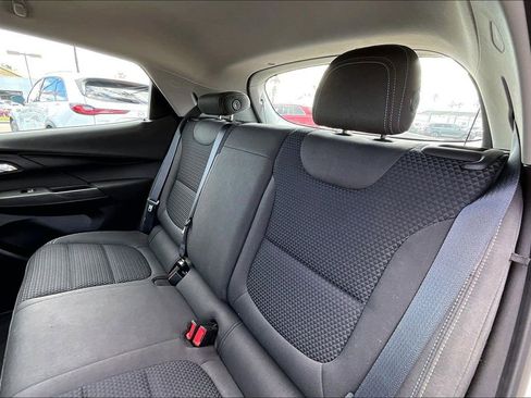 Used 2023 Chevrolet Bolt LT image 15