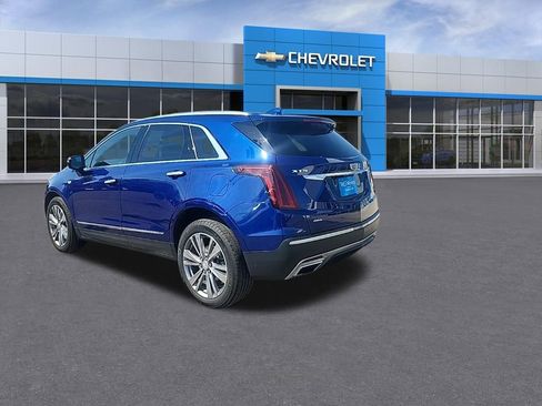 Used 2025 Cadillac XT5 Premium Luxury image 3