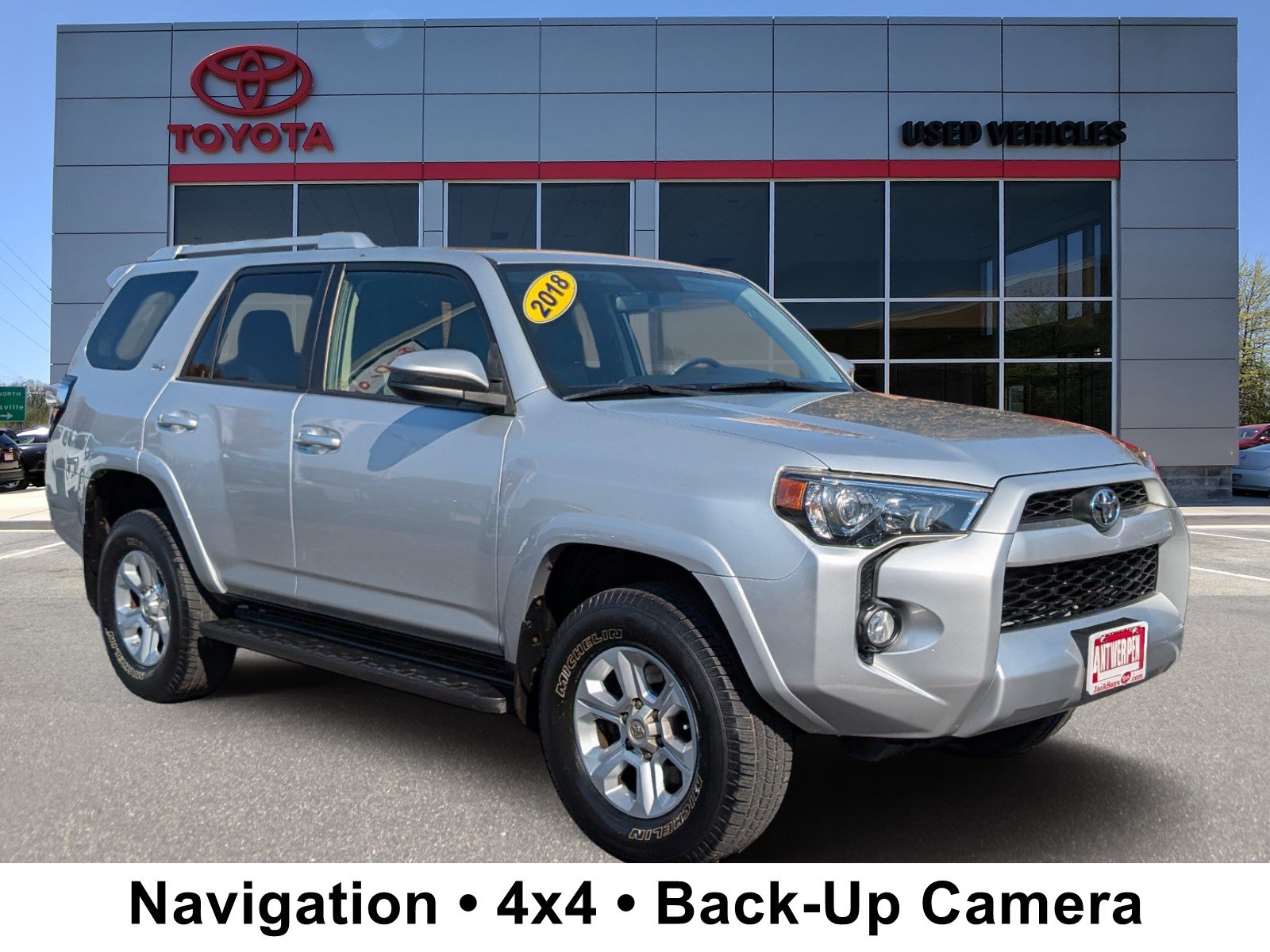 Used 2018 Toyota 4Runner SR5 AWD/4WD image 1