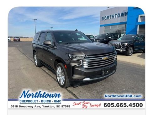 Used 2021 Chevrolet Tahoe High Country w/ Premium Package AWD/4WD image 31