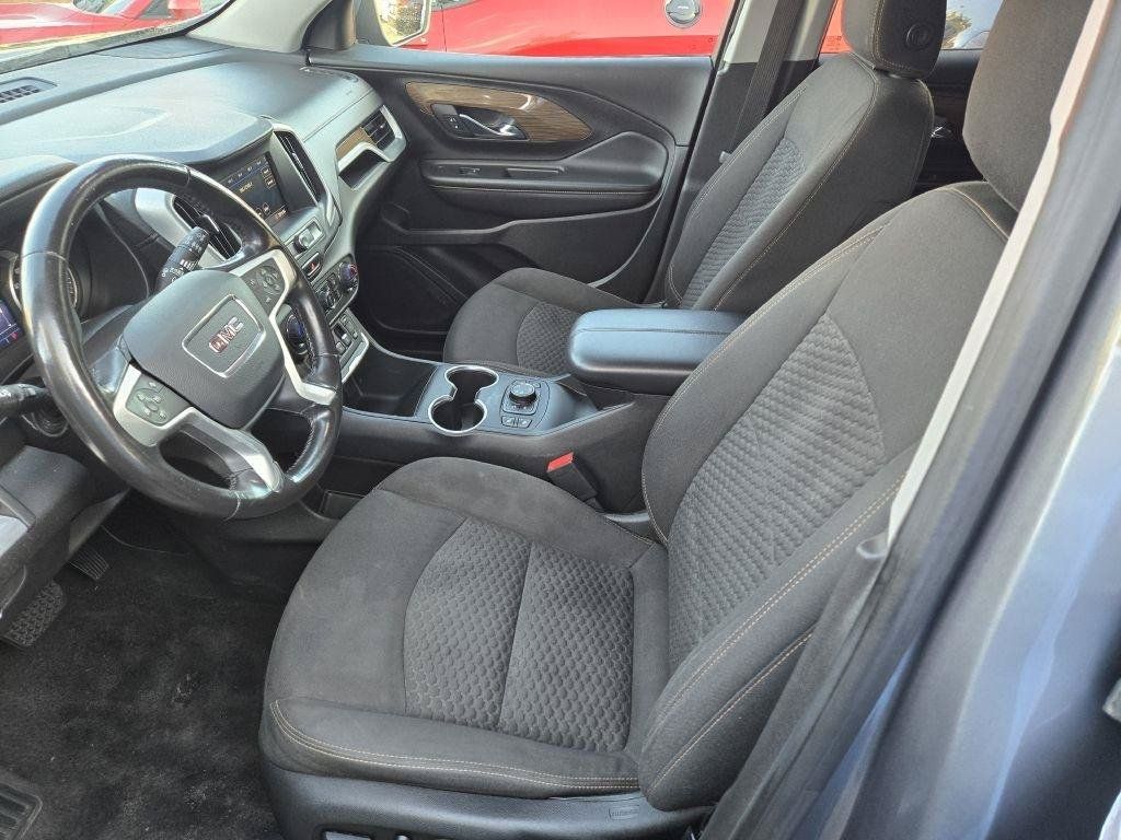 Used 2020 GMC Terrain SLE w/ Driver Convenience Package AWD/4WD image 9