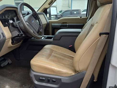 Used 2011 Ford F250 Lariat AWD/4WD image 6