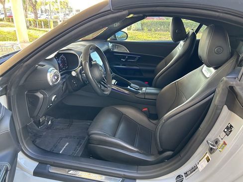 Used 2022 Mercedes-Benz SL 63 AMG 4MATIC image 9