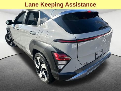 Used 2024 Hyundai Kona Limited FWD image 8