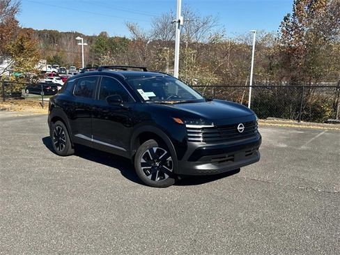 New 2026 Nissan Kicks SV w/ SV Premium Package image 2