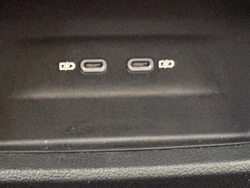 Used 2024 Volkswagen Atlas SE image 6