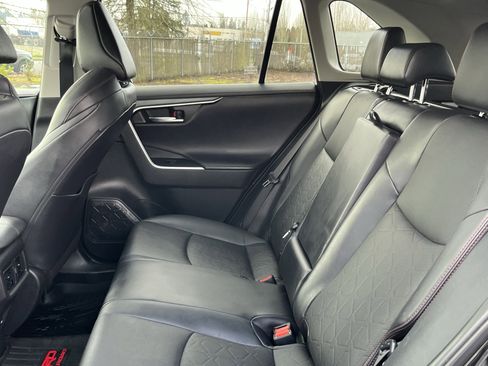 Used 2022 Toyota RAV4 TRD Off-Road image 16