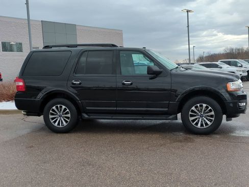 Used 2017 Ford Expedition XLT AWD/4WD image 9