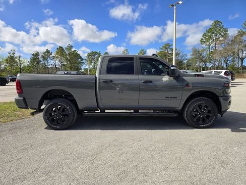 New 2026 RAM 2500 Big Horn AWD/4WD image 3