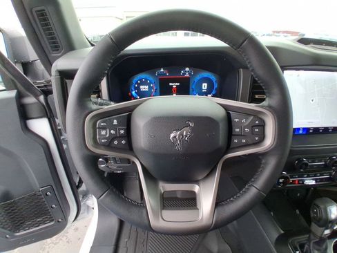 New 2026 Ford Bronco Badlands image 15