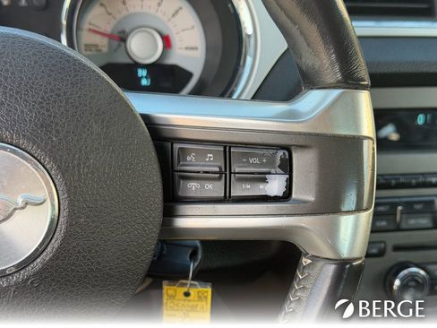 Used 2011 Ford Mustang Premium w/ 201A Rapid Spec Order Code image 24