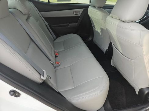 Used 2017 Toyota Corolla LE FWD image 31