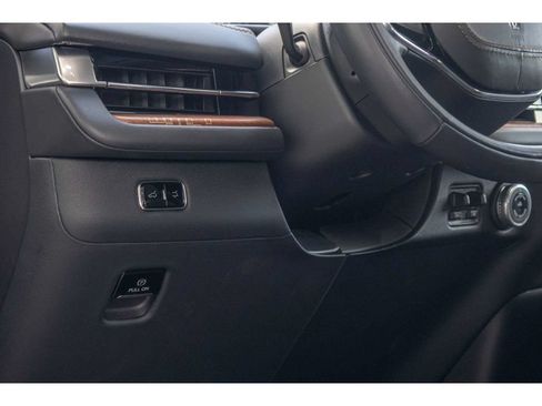 Used 2025 Lincoln Navigator Black Label AWD/4WD image 23