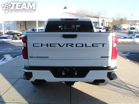 Certified 2024 Chevrolet Silverado 1500 RST image 5