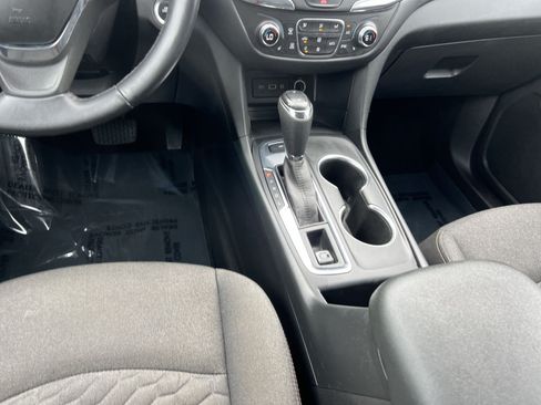 Used 2021 Chevrolet Equinox LT AWD/4WD image 22