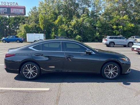 Used 2022 Lexus ES 350 w/ Premium Package image 21