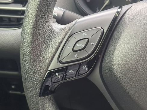 Used 2021 Toyota C-HR LE image 21