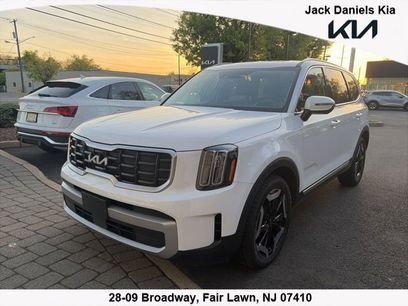 Certified 2023 Kia Telluride S w/ S Sunroof Package