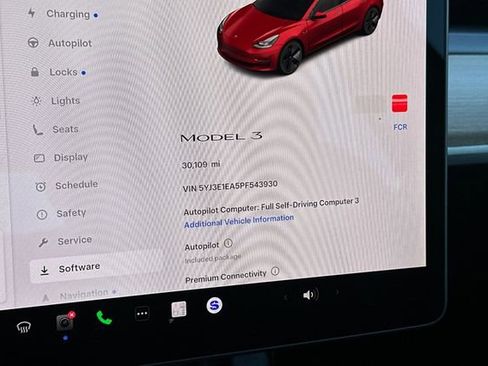 Used 2023 Tesla Model 3 Standard Range image 25